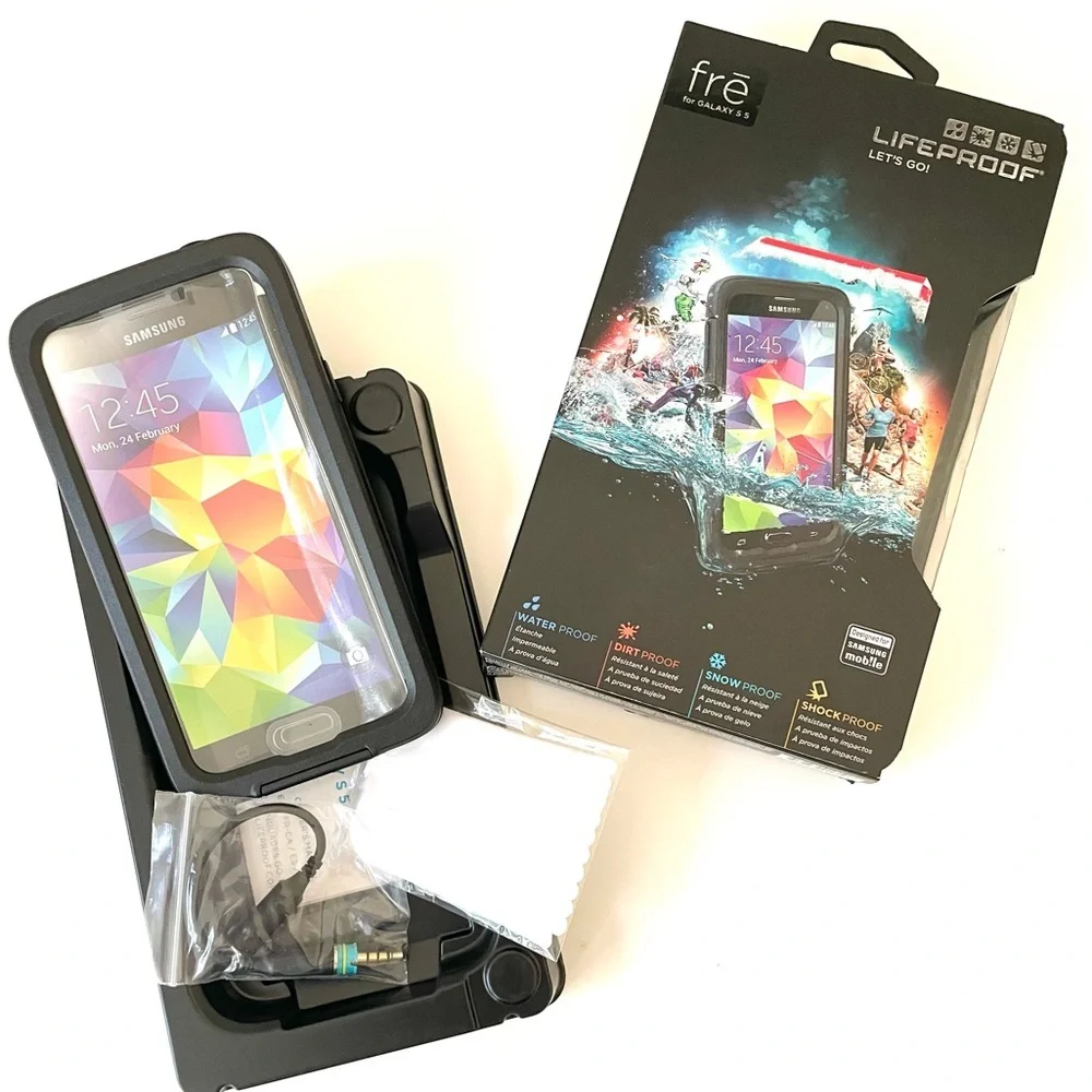 LIFEPROOF Case for S 5 ~Waterproof ~Dirt Proof ~Snow proof ~Shock Proof.